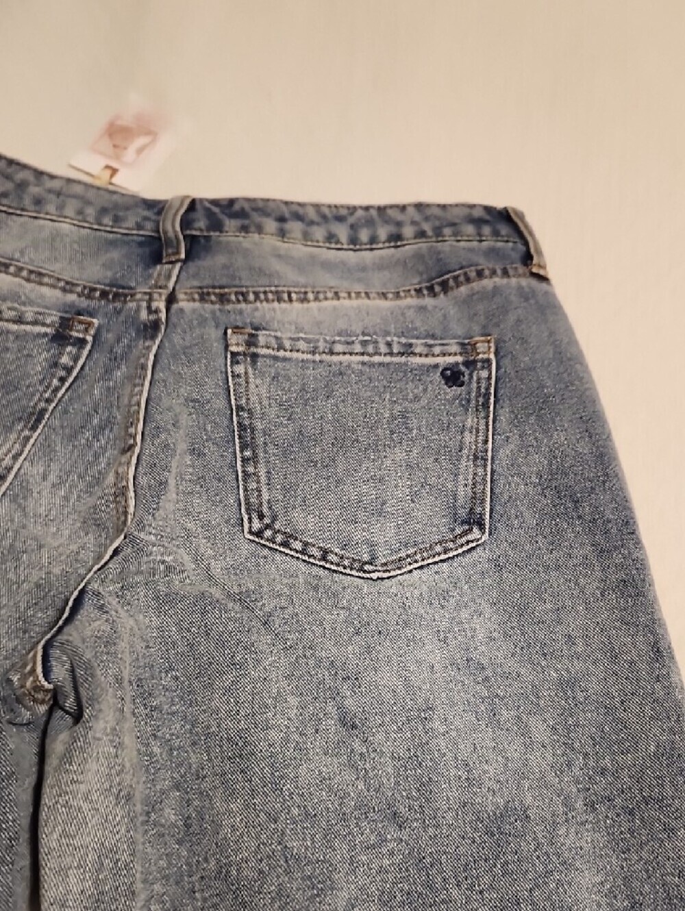 Jessica Simpson Light Washed Distressed Boyfriend Jeans - Picture 10 of 15